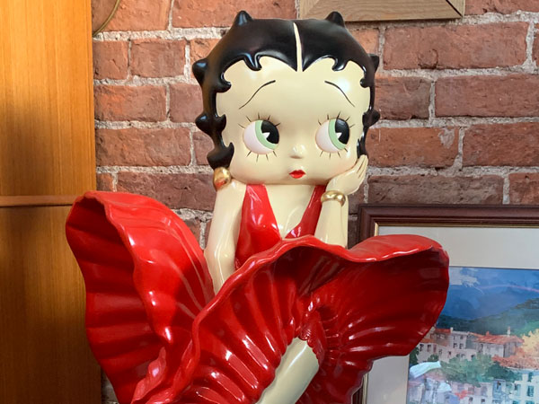 Betty Boop statue in Wrexham